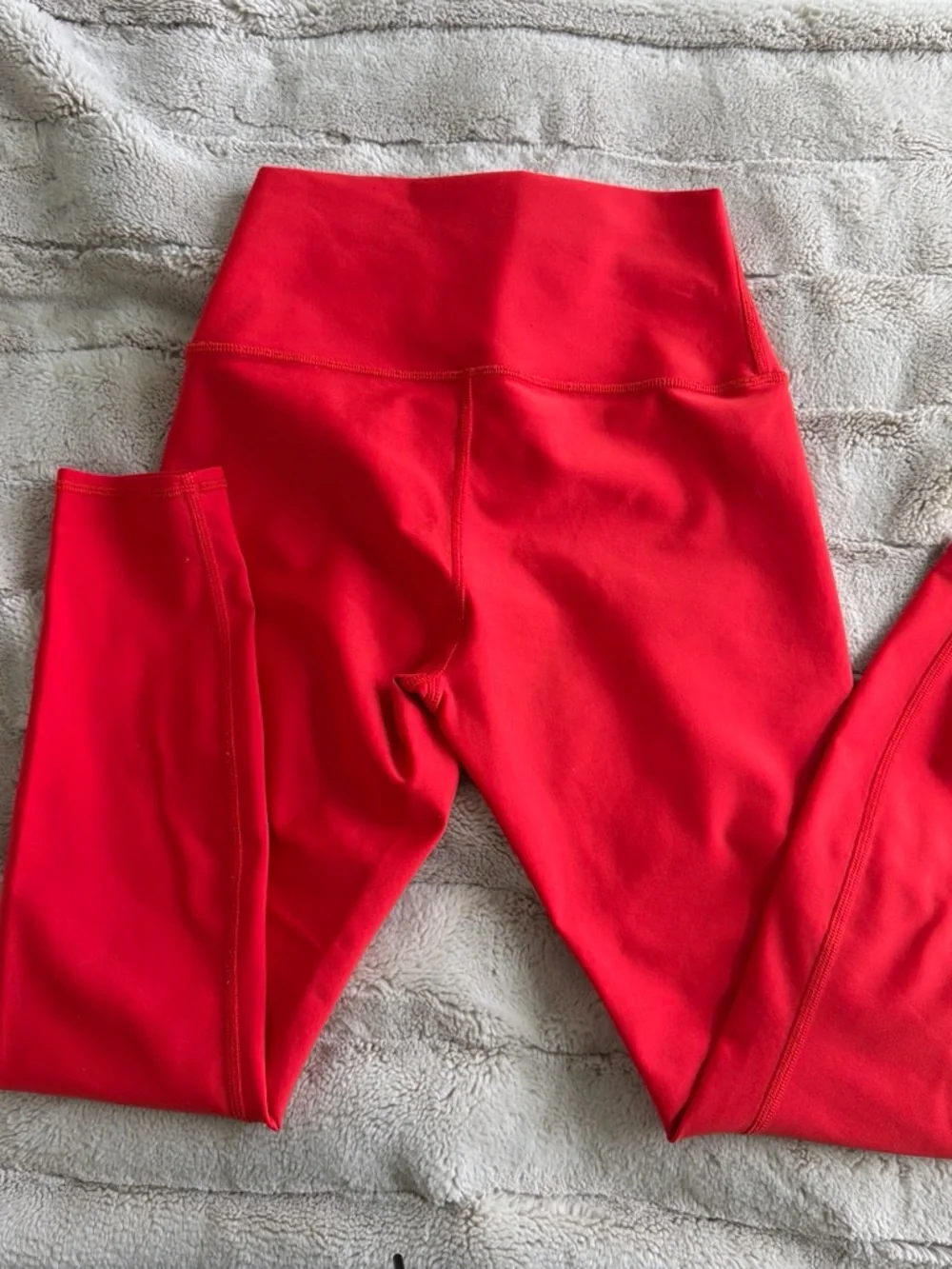 ALO Yoga High-Waist Red Leggings